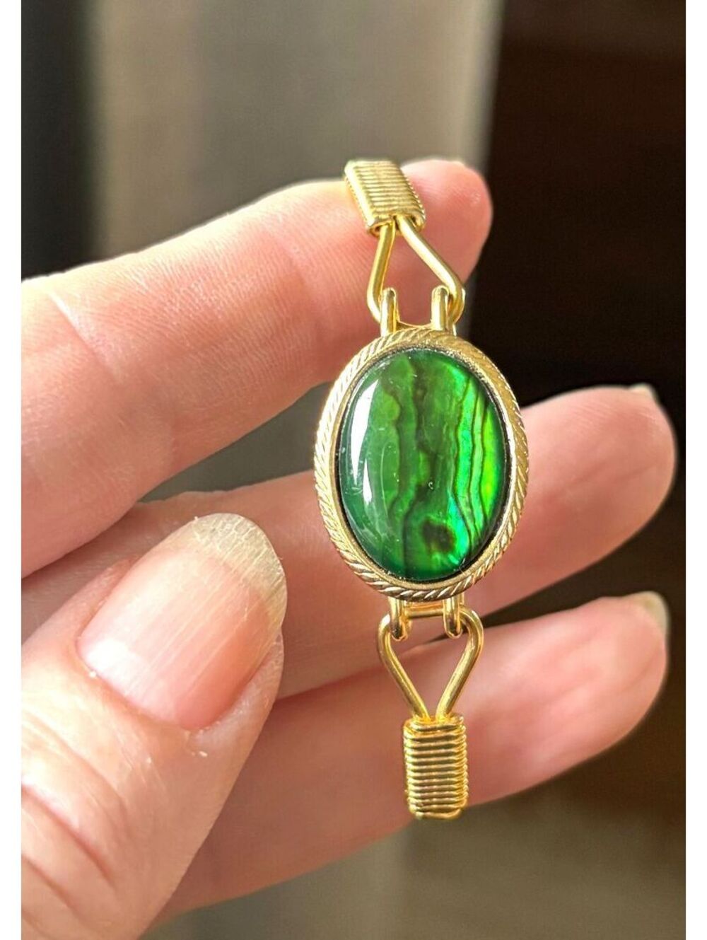 Vintage Malachite Bracelet Gold Tone Wirework Oval Cabochon Artisan Bangle